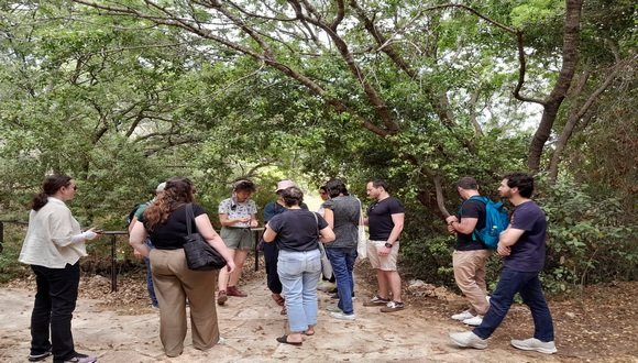 סיור מודרך בגן הבוטני, גן יהודה נפתלי, אוניברסיטת תל אביב. צילום: ימית מרום