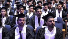 מאות סטודנטים וסטודנטיות חגגו את סיום לימודיהם לתואר ראשון ולתואר שני בפקולטה למדעי החיים בטקס הענקת התארים השנתי